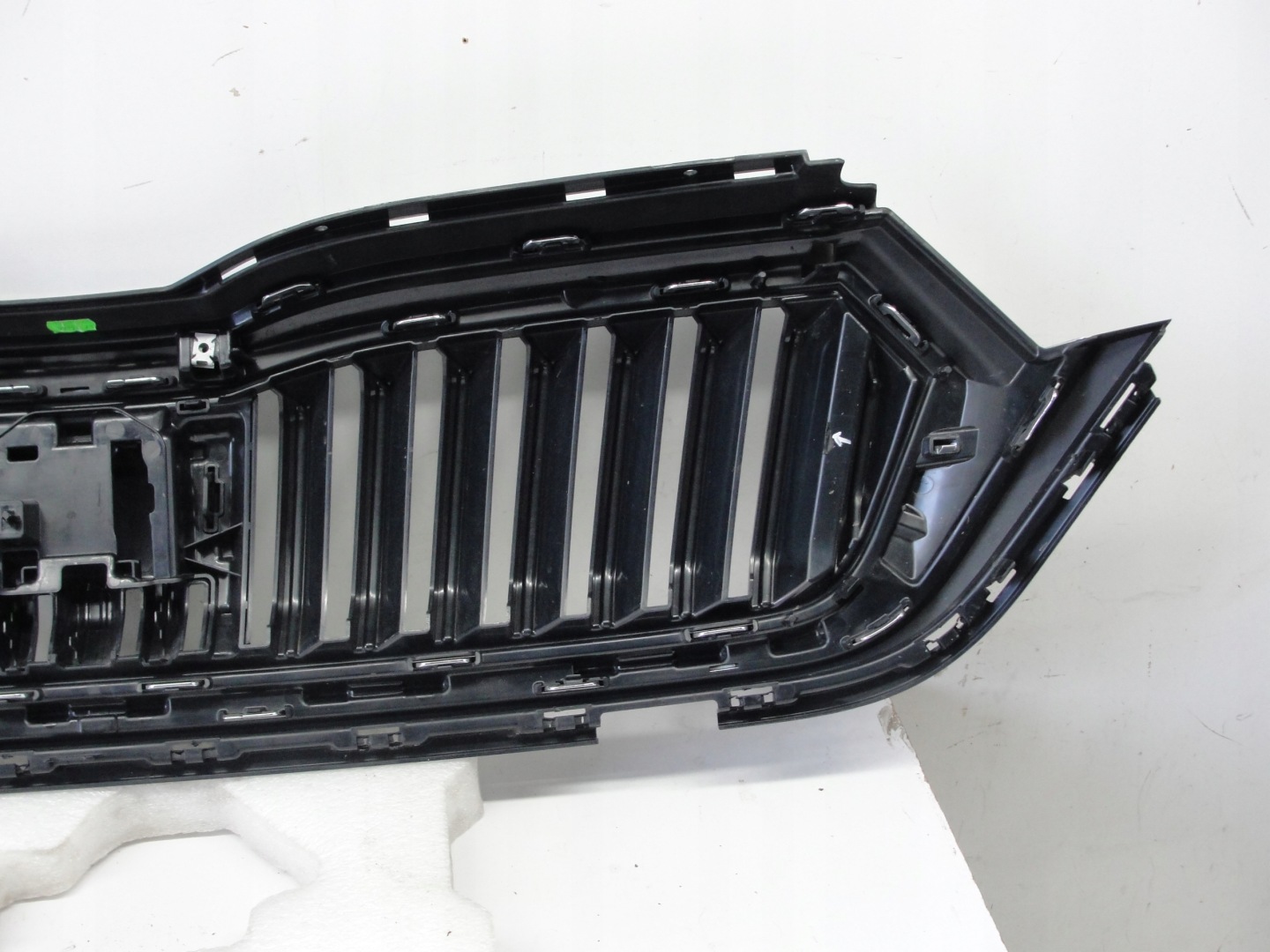 Skoda Octavia 1U Kühlergrill FRONTGRILL Kühlergitter 5E3201922 - Thumbnail 9