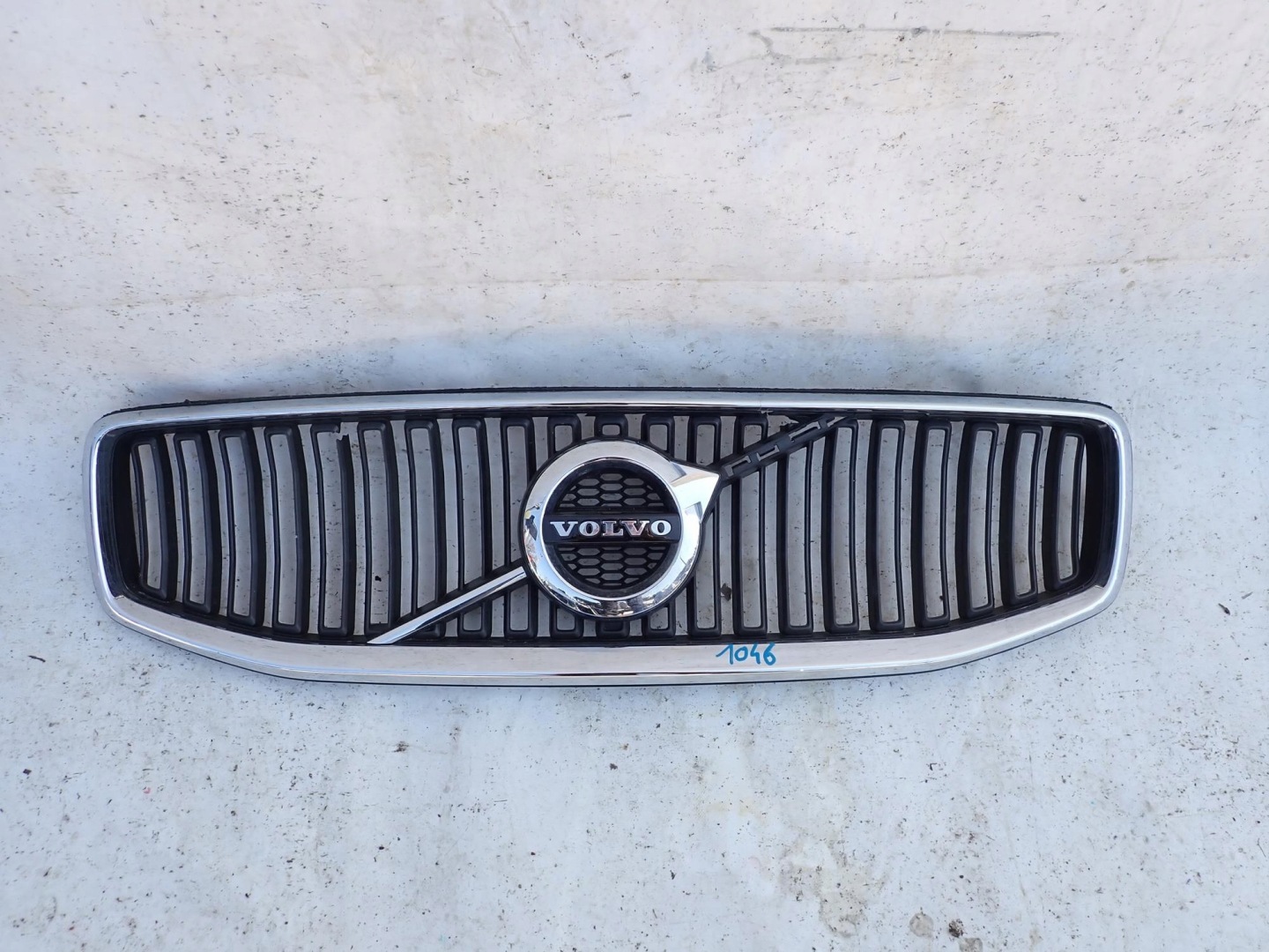 Volvo S60/V60 S60 Kühlergrill FRONTGRILL Kühlergitter 32132212 - Thumbnail 1