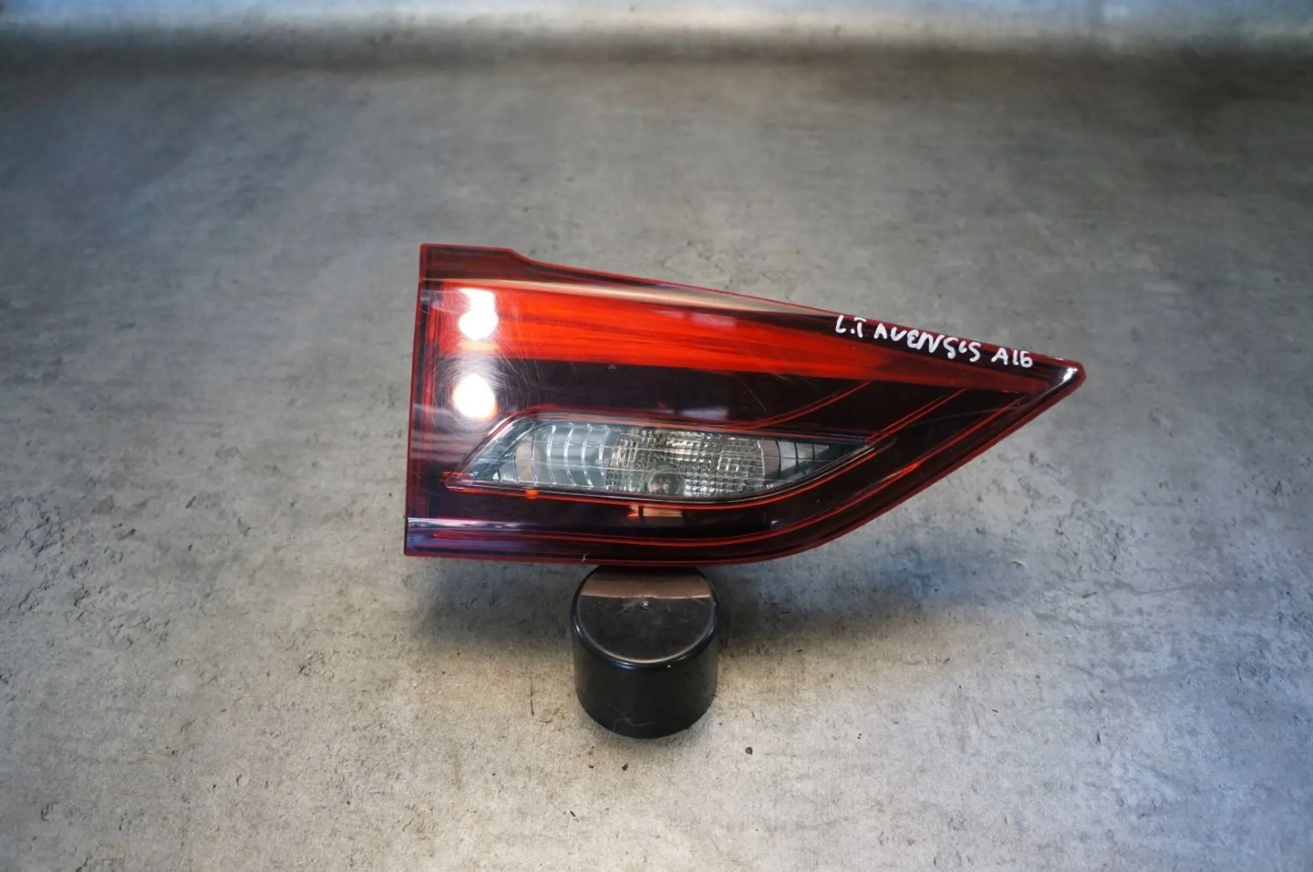 Toyota Avensis T27 Rückleuchte Rearlamp - Thumbnail 1