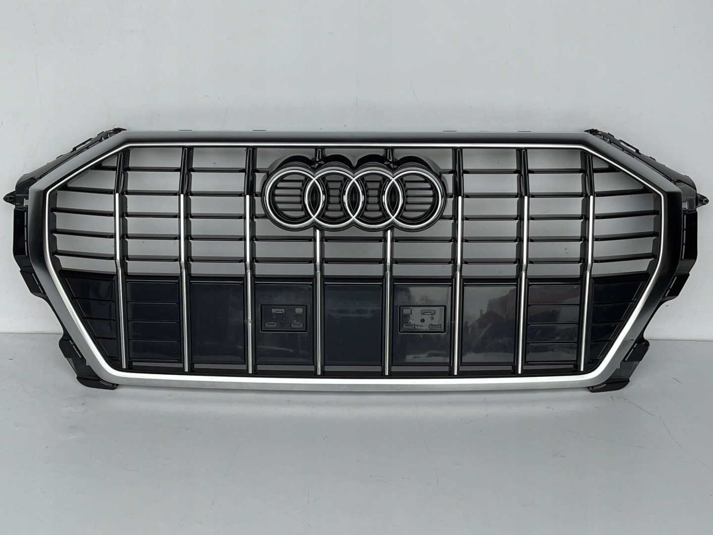 Audi Q3 Kühlergrill FRONTGRILL Kühlergitter 83A853651B - Thumbnail 1