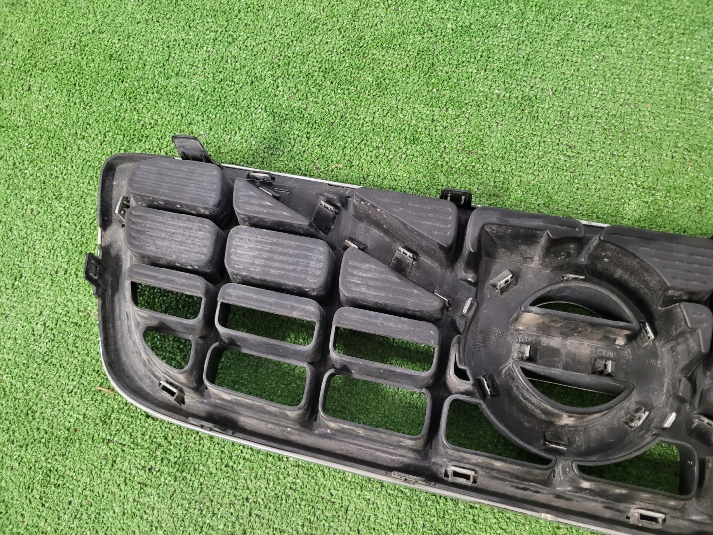 Volvo S70/V70/XC70 V70 Kühlergrill FRONTGRILL Kühlergitter 31294825 - Thumbnail 7