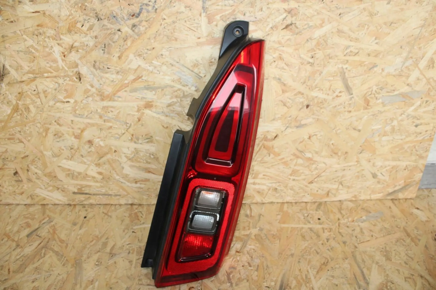 Citroen Berlingo I Rückleuchte 9820555080 Rearlamp - Thumbnail 1