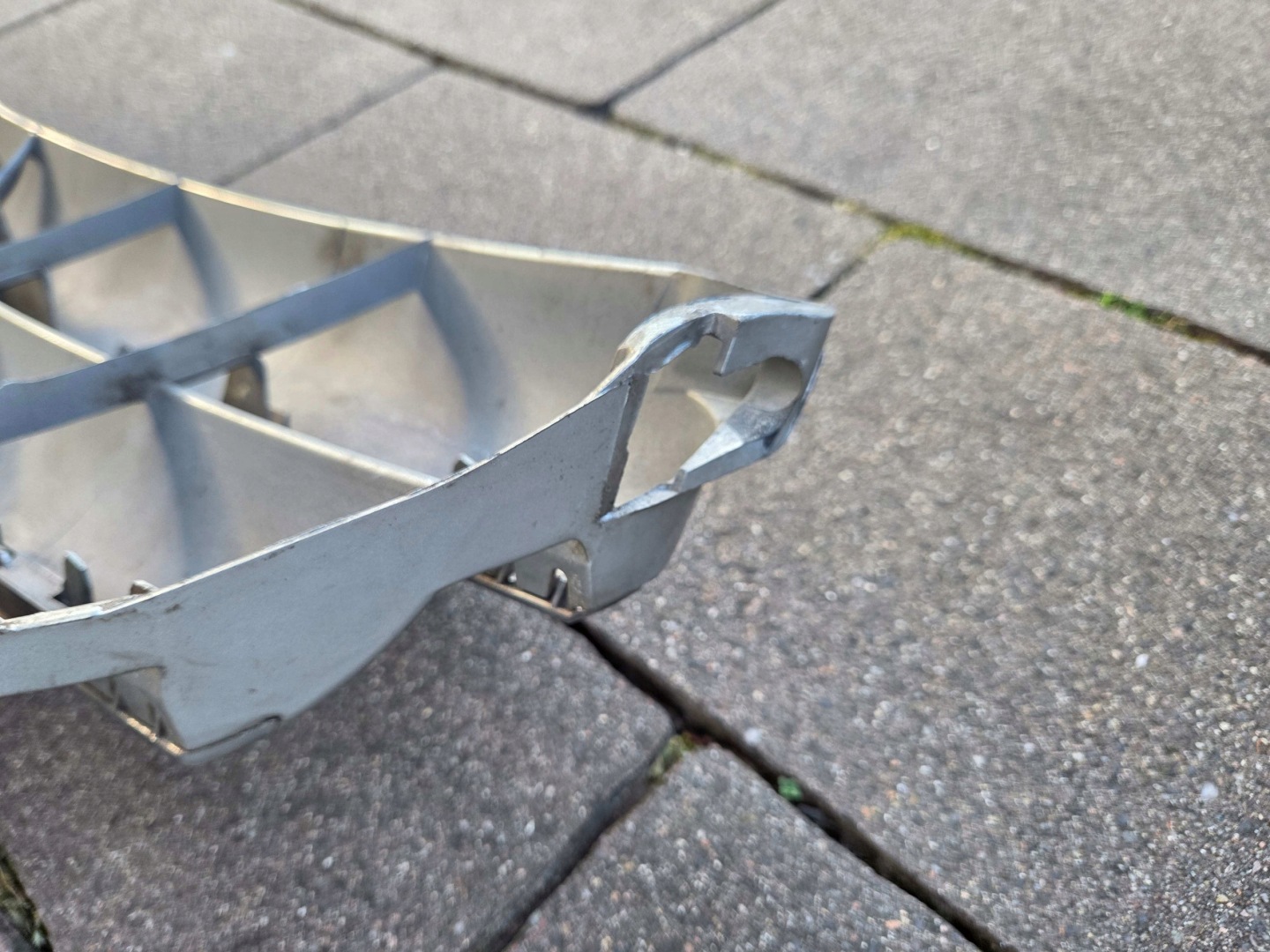 Mercedes-Benz B-Klasse W245 Kühlergrill FRONTGRILL Kühlergitter A1698880660 - Thumbnail 9