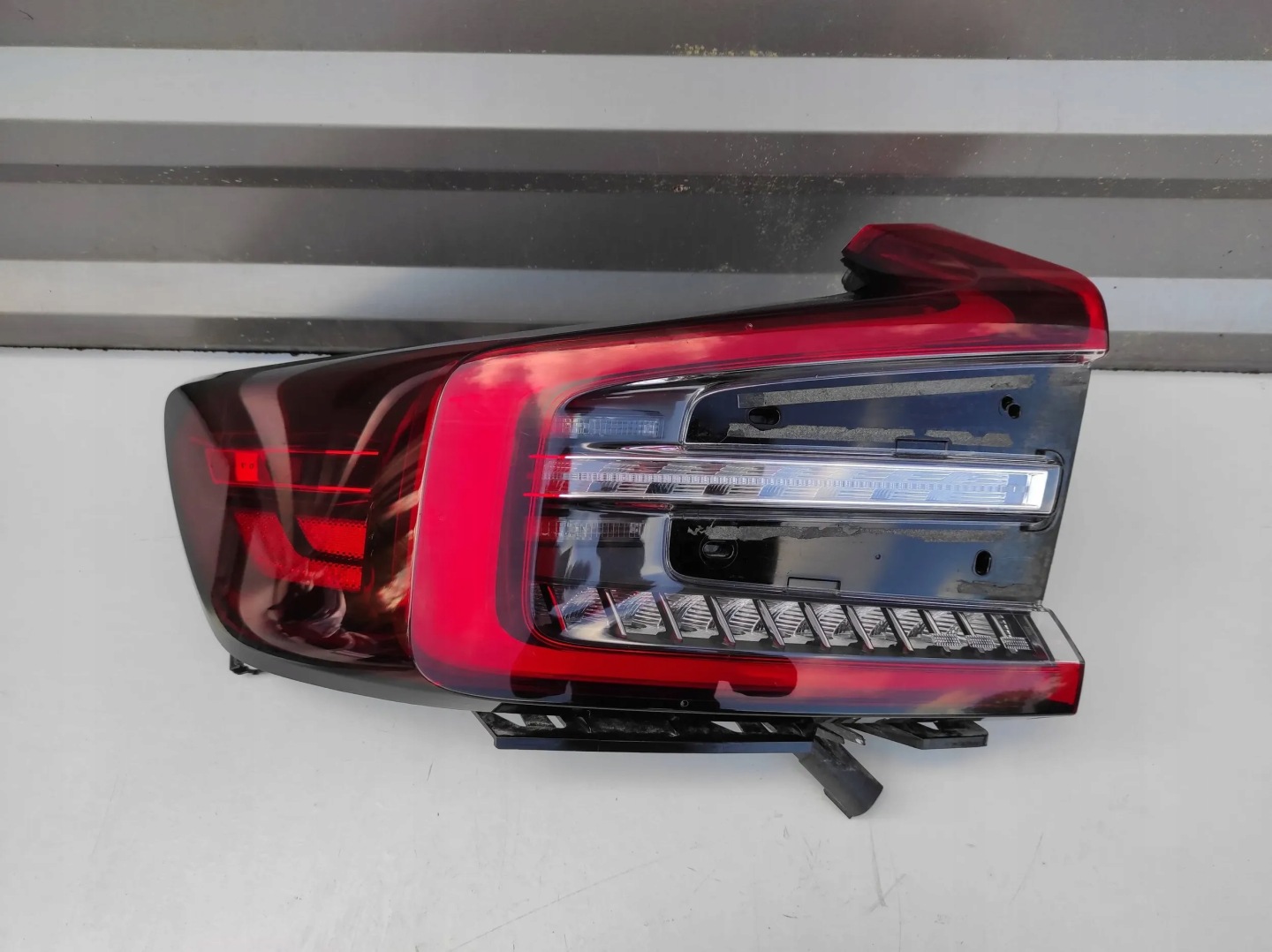 Volvo C40 Rückleuchte Rearlamp - Thumbnail 1
