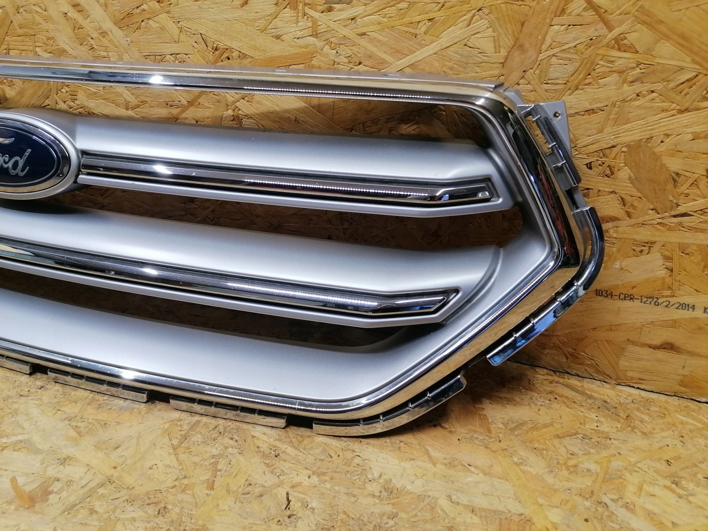 Ford Kuga II Mk2 Kühlergrill FRONTGRILL Kühlergitter GV448200BATRA - Thumbnail 3