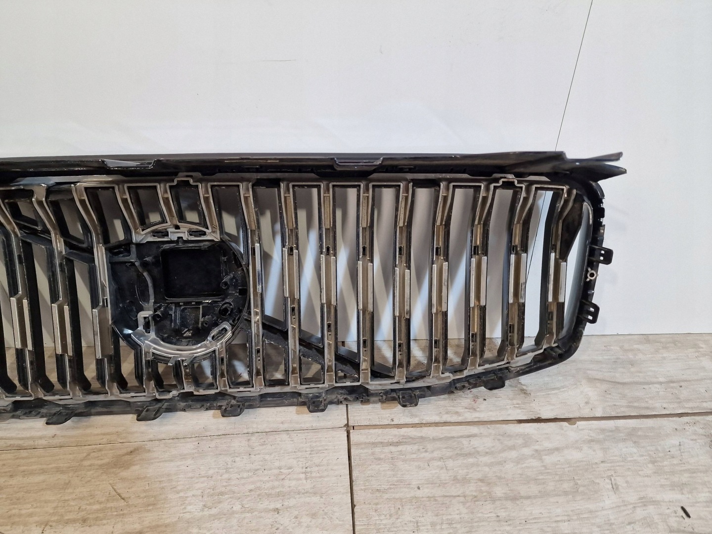 Volvo XC60 Kühlergrill FRONTGRILL Kühlergitter 32291019 - Thumbnail 9