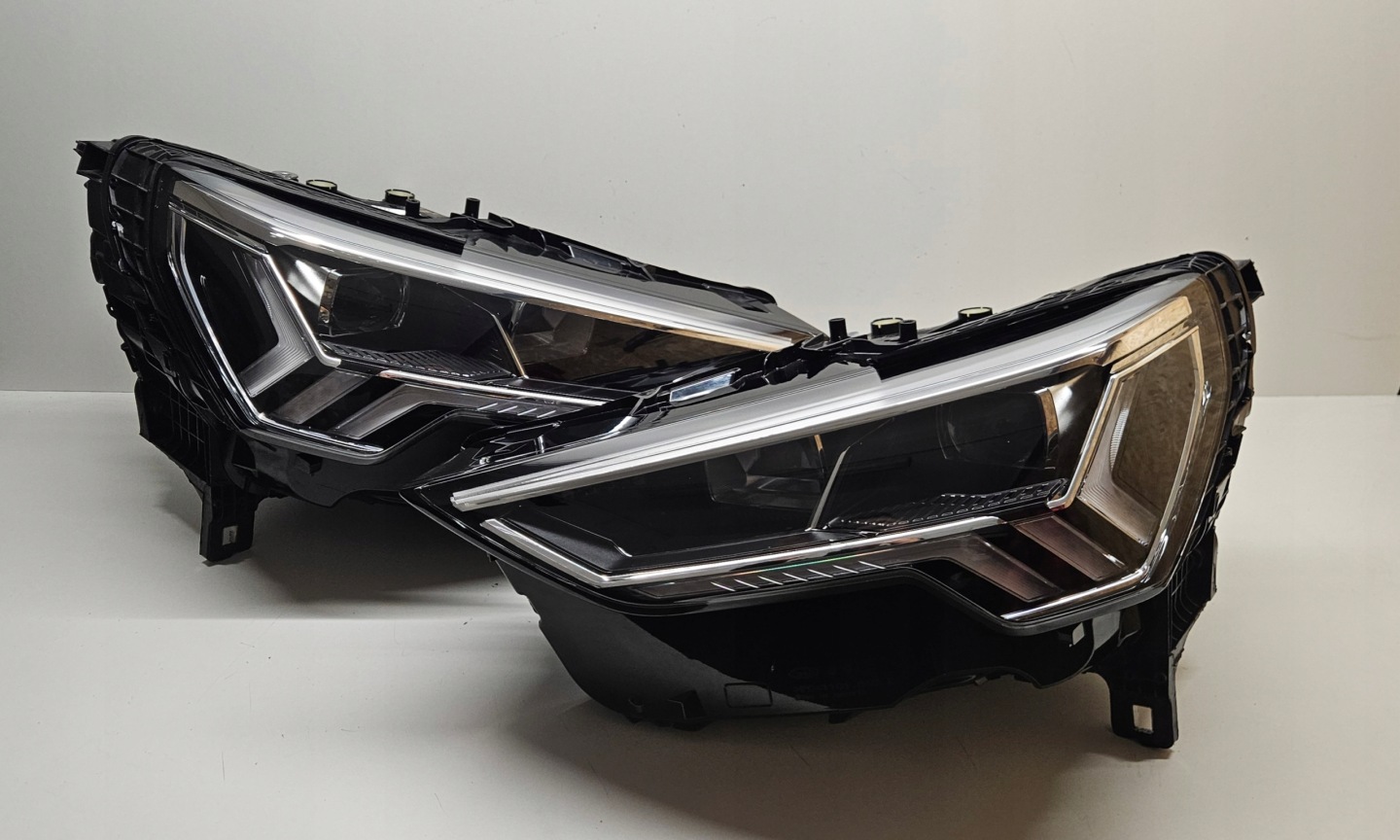 Frontscheinwerfer Audi Q3 83A941033 LED Links Scheinwerfer Headlight - Thumbnail 1