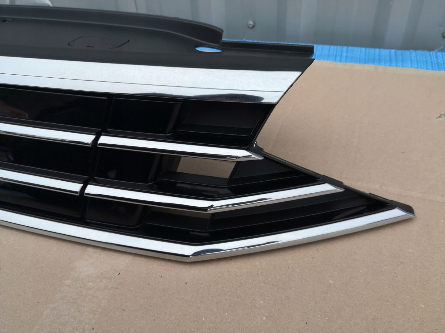 VW Passat B8 Kühlergrill FRONTGRILL Kühlergitter 3G0853651BS - Thumbnail 8
