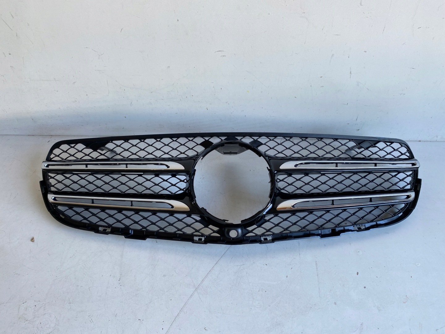 Mercedes-Benz GLC W253 Kühlergrill FRONTGRILL Kühlergitter A2538882100 - Thumbnail 1