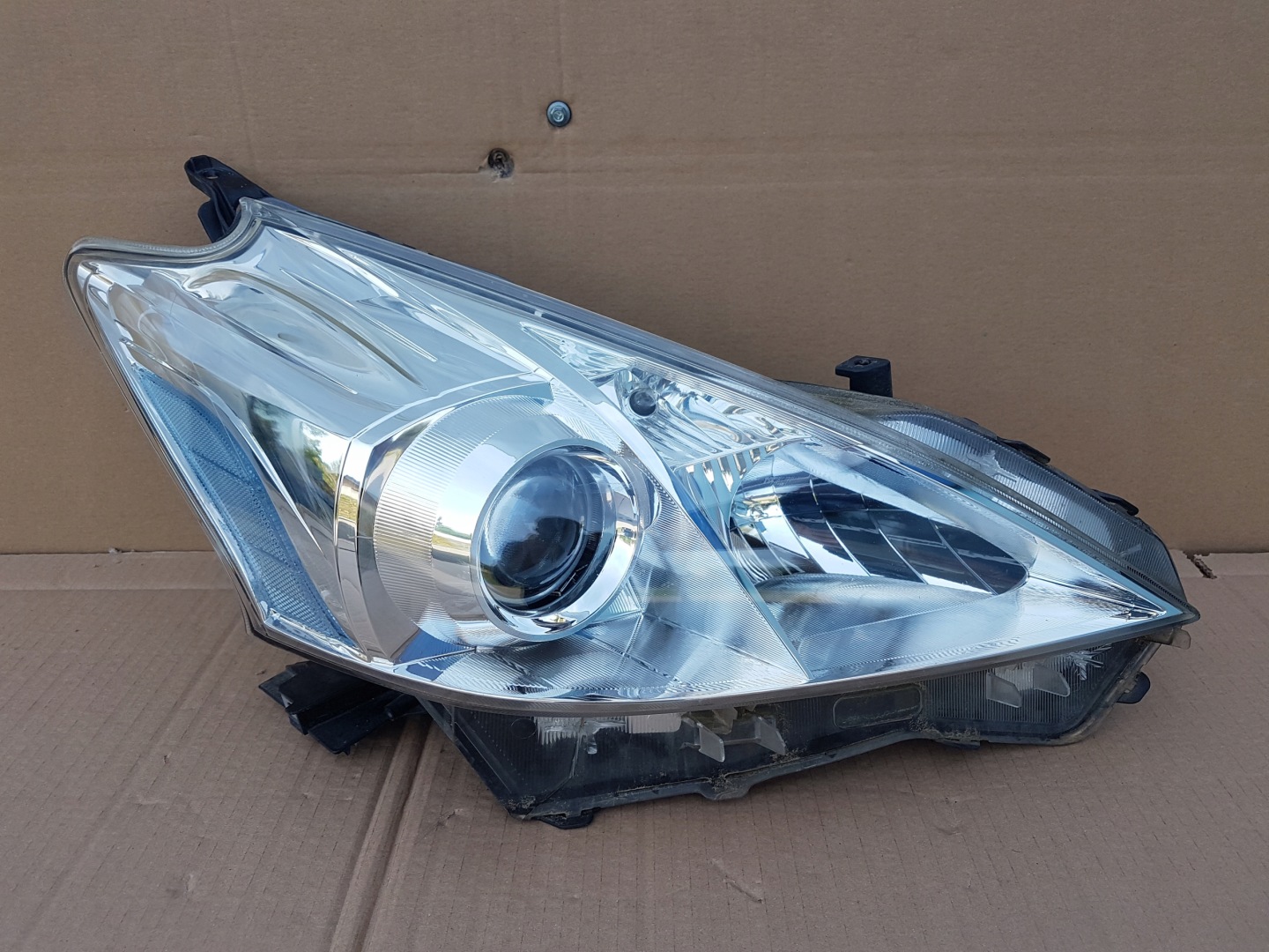 Frontscheinwerfer Toyota Prius HW2 LED Rechts Scheinwerfer Headlight - Thumbnail 1