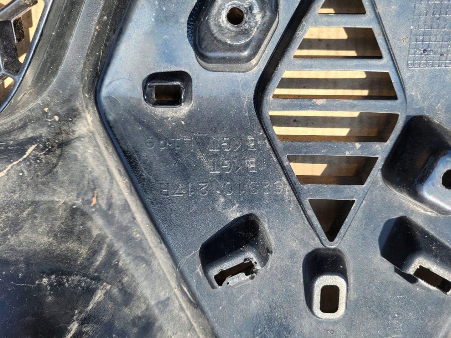 Renault MĂ©gane I BA.. Kühlergrill FRONTGRILL Kühlergitter 622568380R - Thumbnail 7
