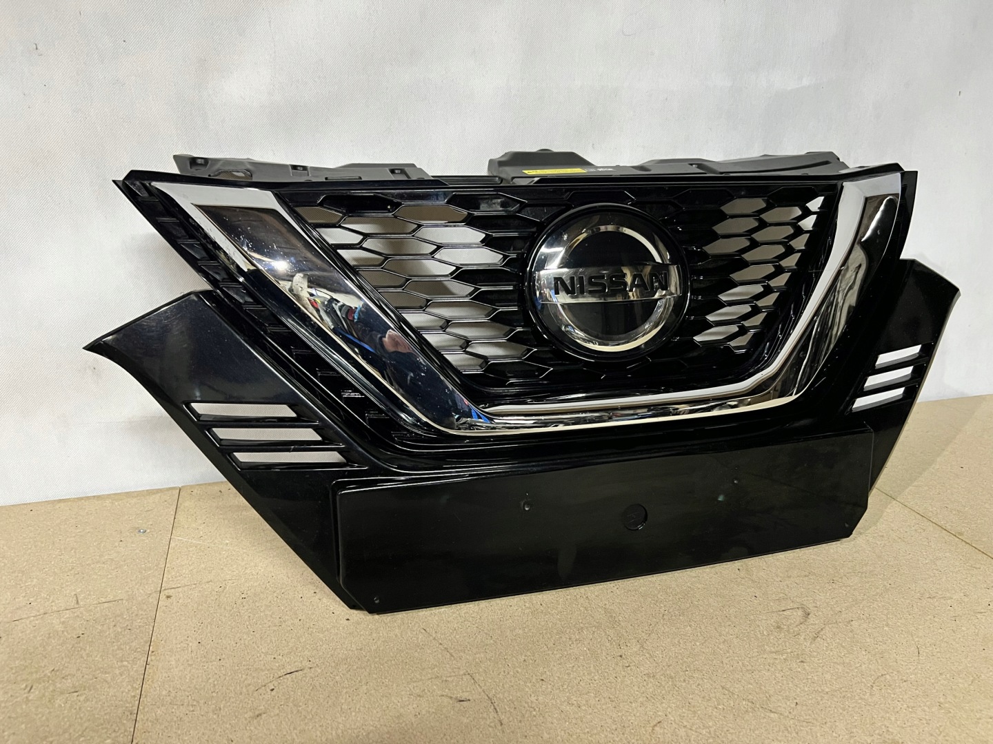 Nissan Qashqai J11 Kühlergrill FRONTGRILL Kühlergitter - Thumbnail 4