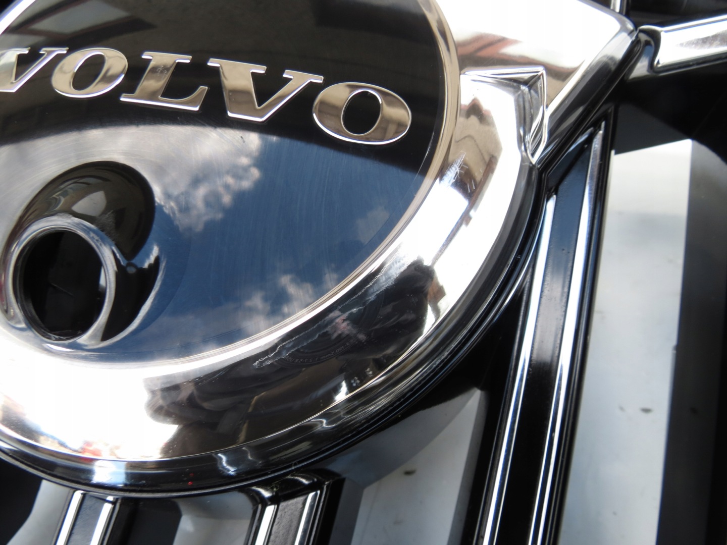 Volvo XC60 Kühlergrill FRONTGRILL Kühlergitter 32234987 - Thumbnail 6