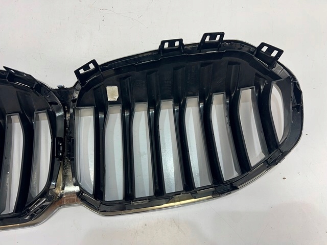 BMW 1 F40 Kühlergrill FRONTGRILL Kühlergitter 7076801 - Thumbnail 7