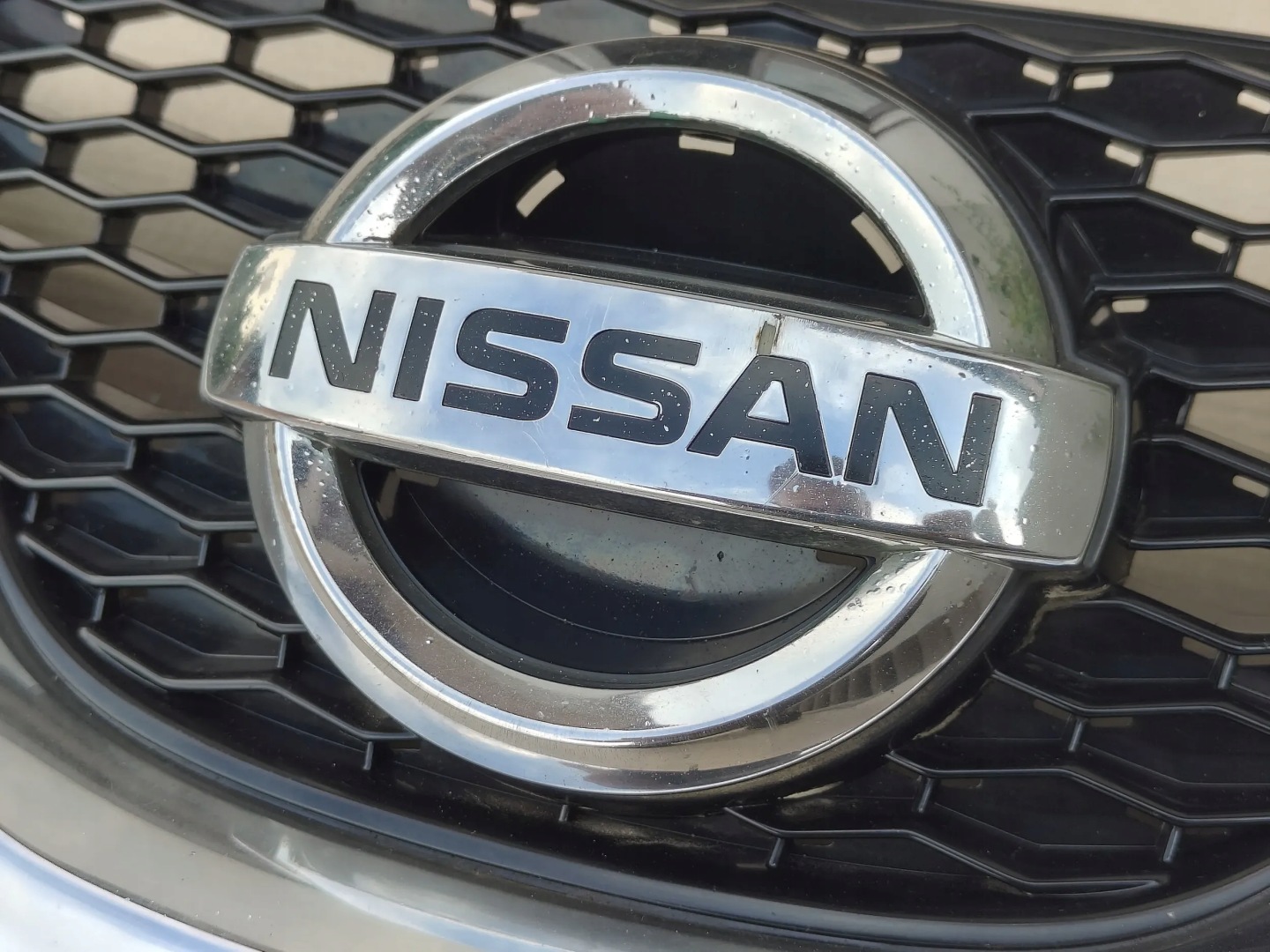 Nissan Qashqai J11 Kühlergrill FRONTGRILL Kühlergitter 623104EA0A - Thumbnail 7