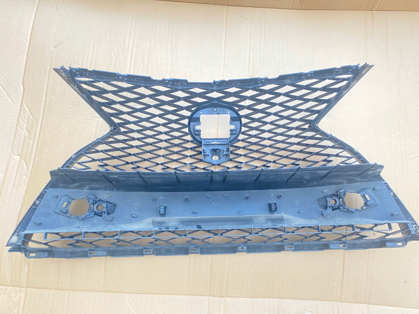 Lexus RX HXU3 Kühlergrill FRONTGRILL Kühlergitter 5311148460 - Thumbnail 4