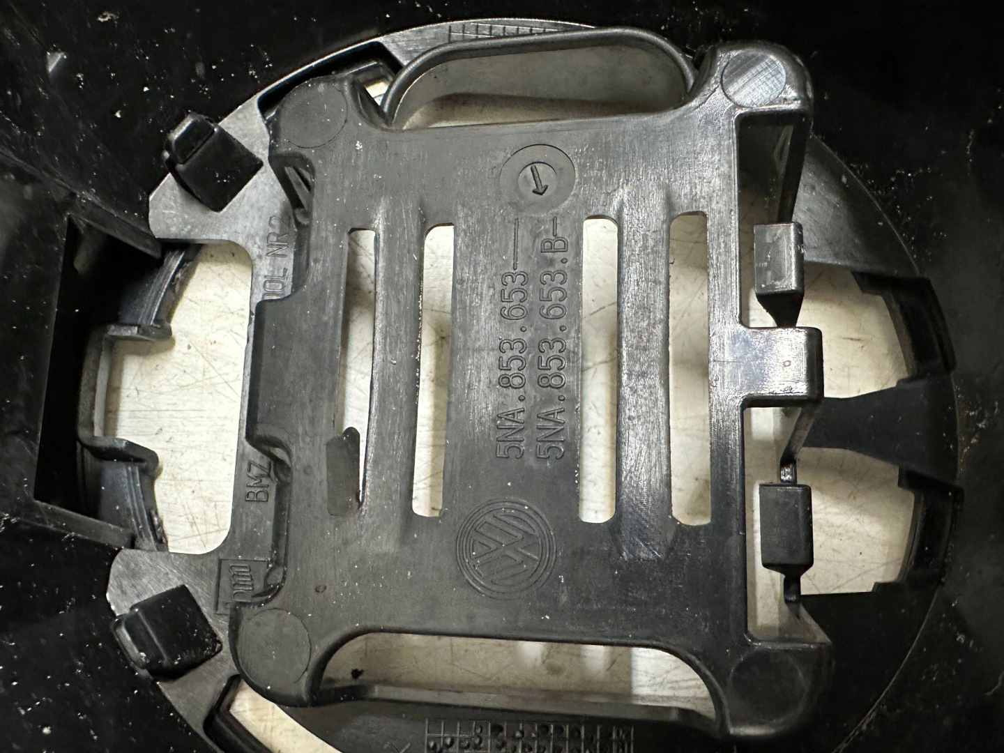 VW Tiguan Kühlergrill FRONTGRILL Kühlergitter 5NA853651S - Thumbnail 6