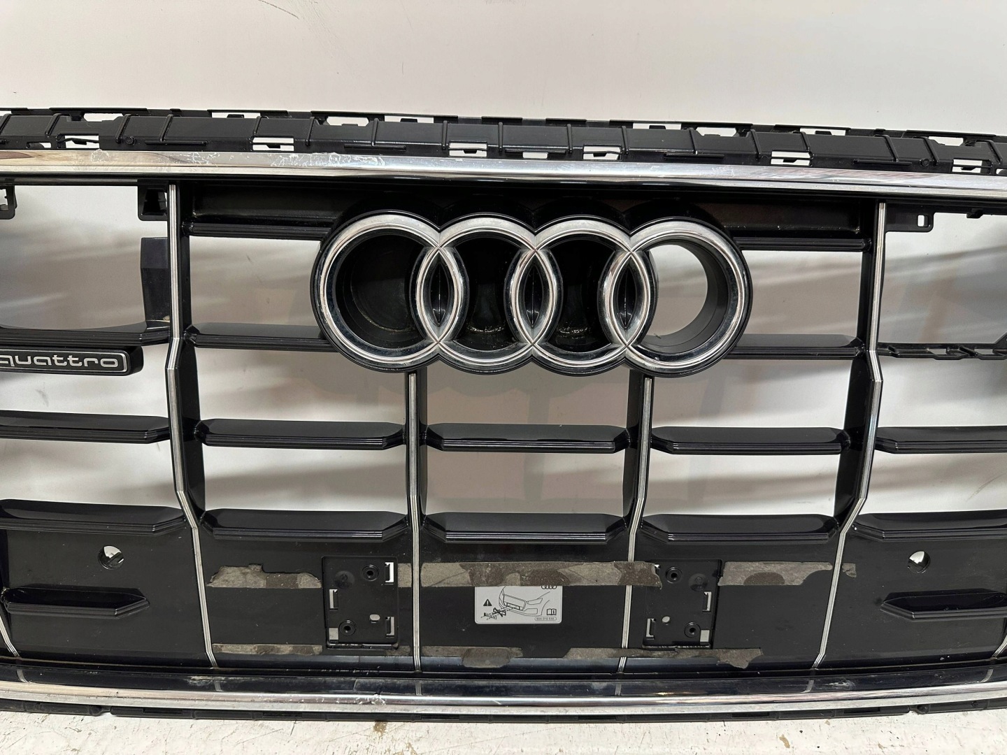 Audi Q8 Kühlergrill FRONTGRILL Kühlergitter 4M8853651AF - Thumbnail 2