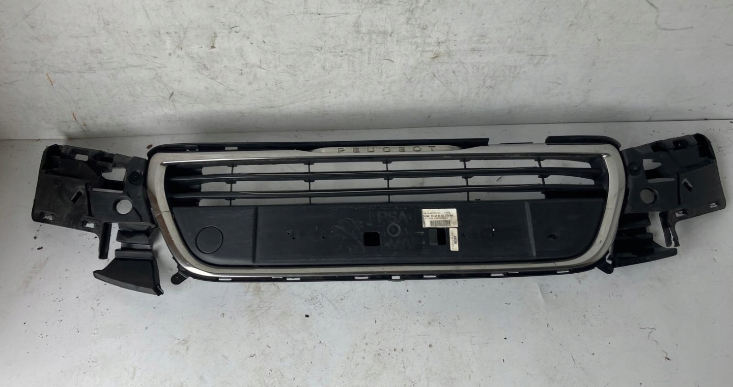 Peugeot 5008 Kühlergrill FRONTGRILL Kühlergitter - Thumbnail 1