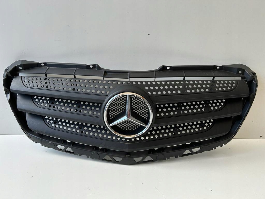 Mercedes-Benz Sprinter W910 Kühlergrill FRONTGRILL Kühlergitter A9068800885 - Thumbnail 1