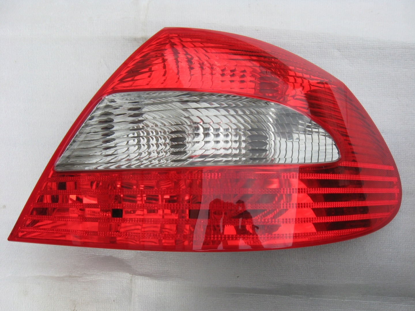 Mercedes-Benz CLK-Klasse W209 Rückleuchte A2098201664 Rearlamp - Thumbnail 1