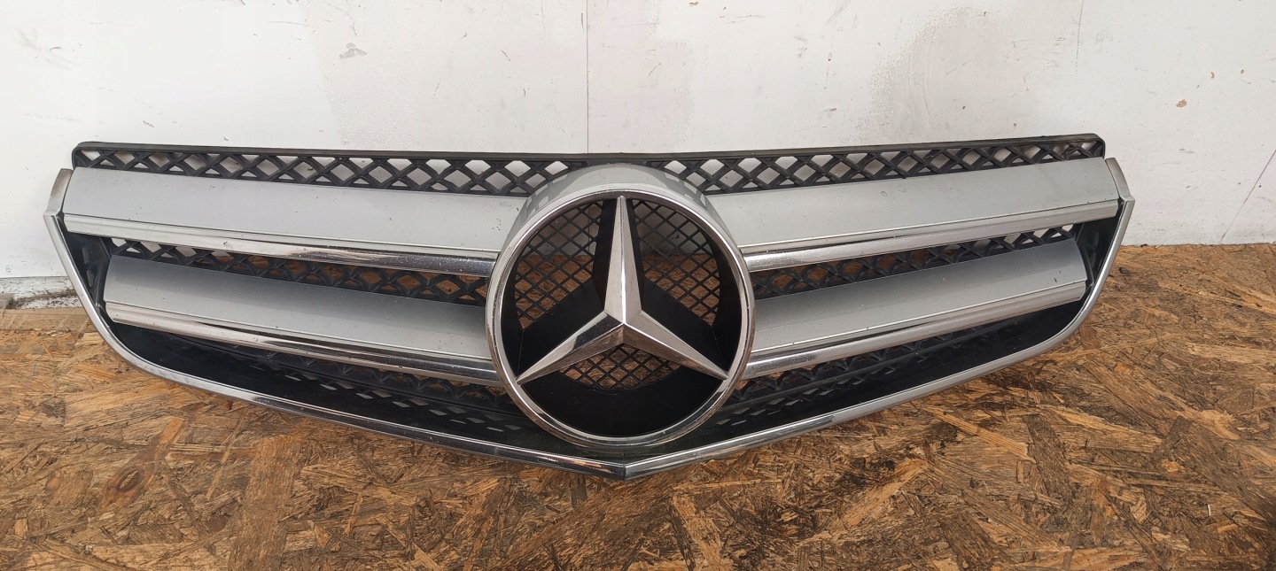 Mercedes-Benz E-Klasse W207 Kühlergrill FRONTGRILL Kühlergitter A2078880283 - Thumbnail 1