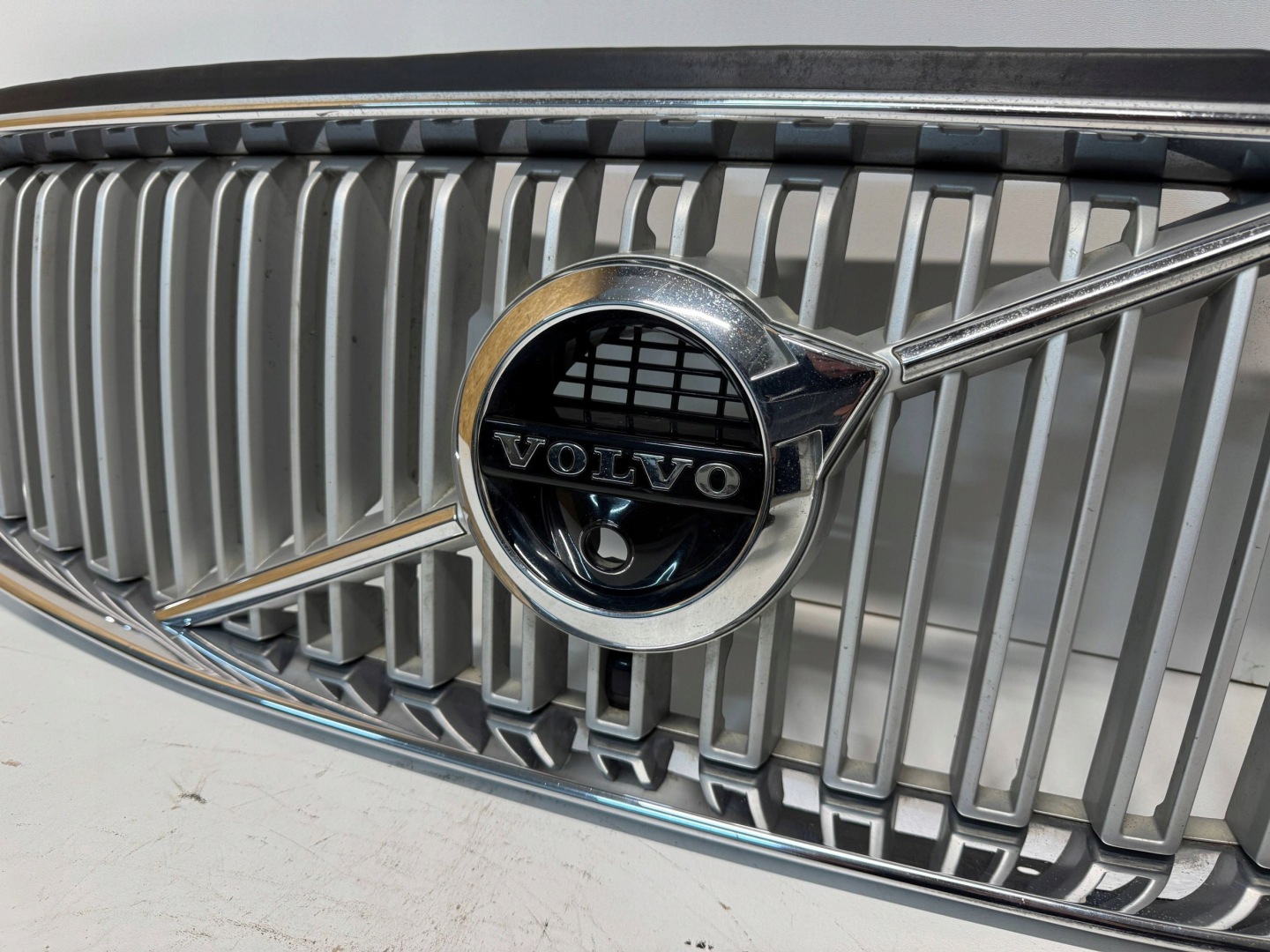 Volvo XC90 Kühlergrill FRONTGRILL Kühlergitter 31425933 - Thumbnail 5