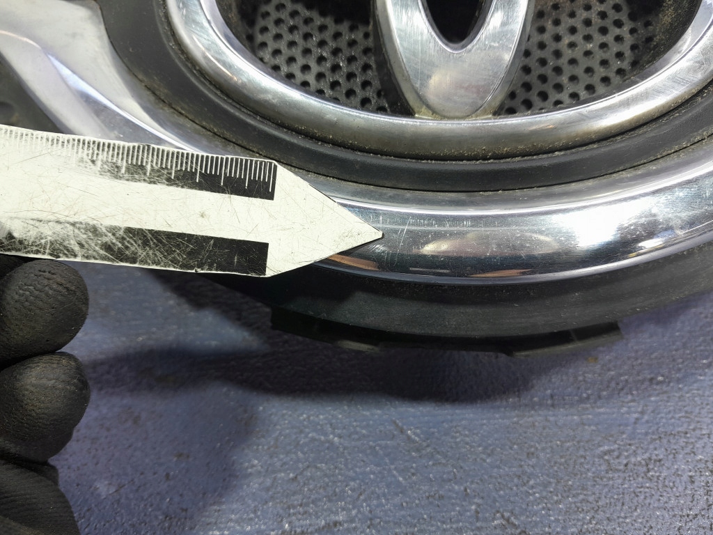 Toyota Yaris I P1 Kühlergrill FRONTGRILL Kühlergitter 531010D660 - Thumbnail 6