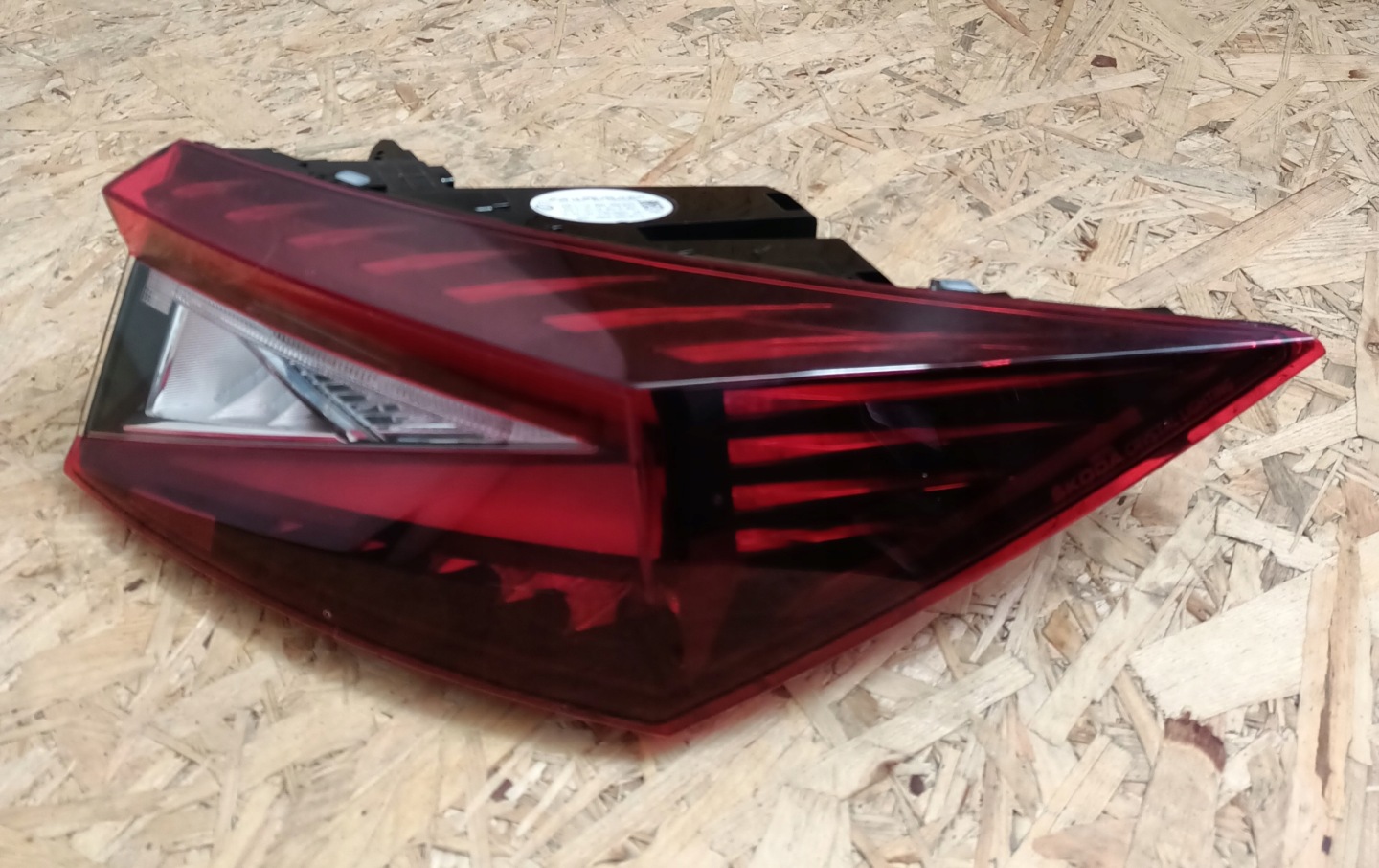 Skoda Enyaq 5LA Rückleuchte 5LA945208 Rearlamp - Thumbnail 2
