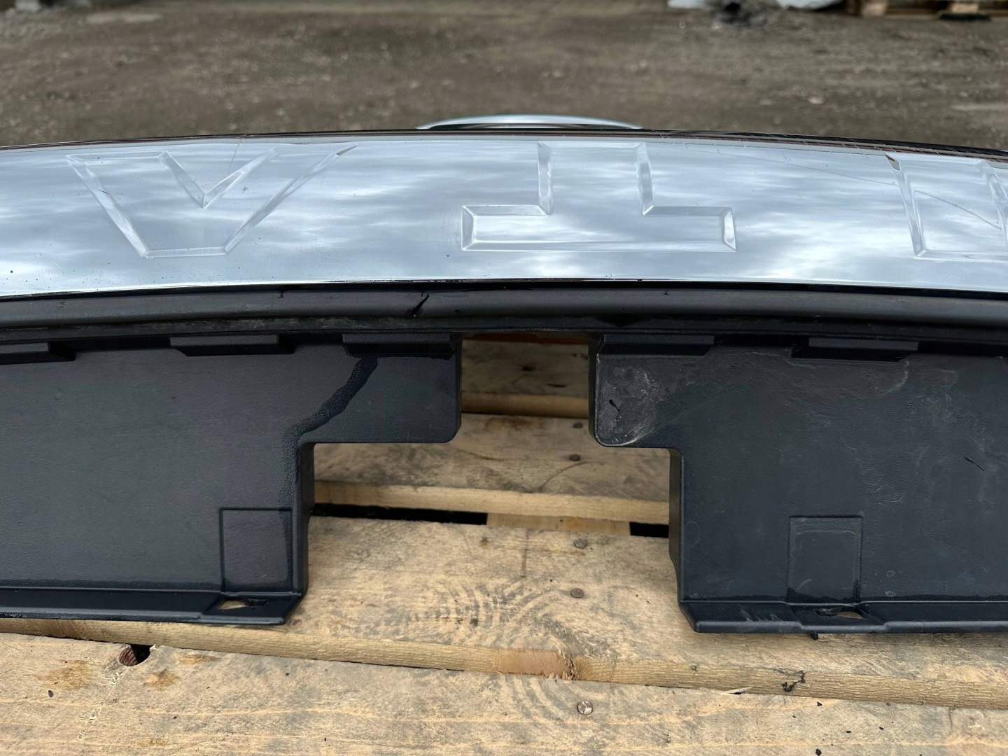 Nissan Titan Kühlergrill FRONTGRILL Kühlergitter 62312EZ70A - Thumbnail 12