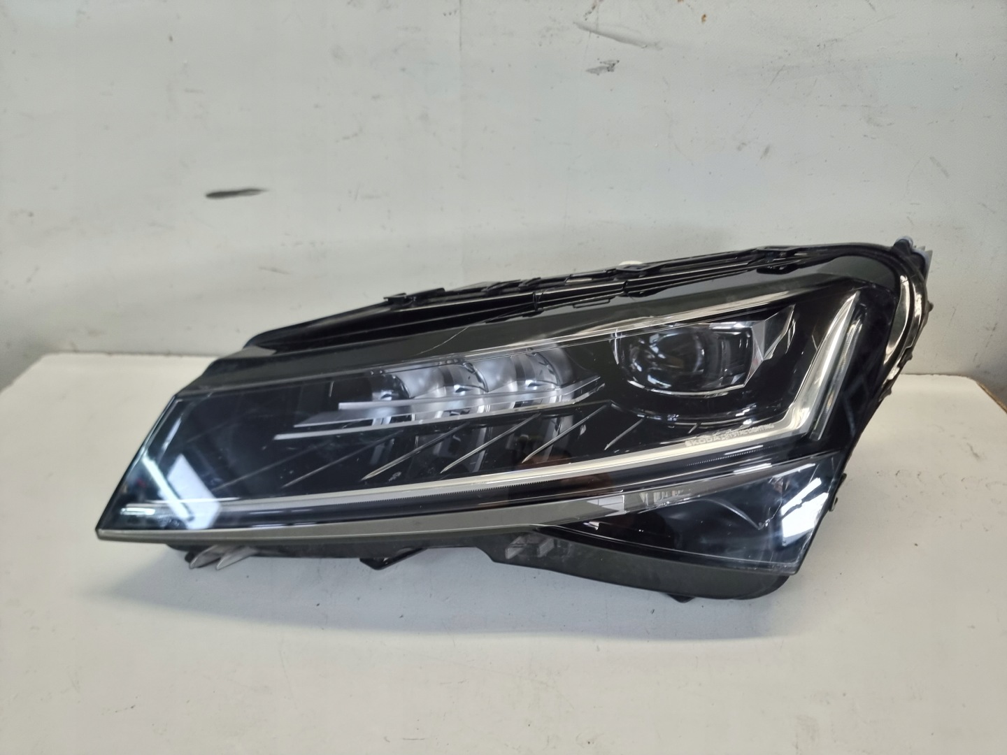 Frontscheinwerfer Skoda Superb 3U 3V1941015D0 LED Links Scheinwerfer Headlight - Thumbnail 1
