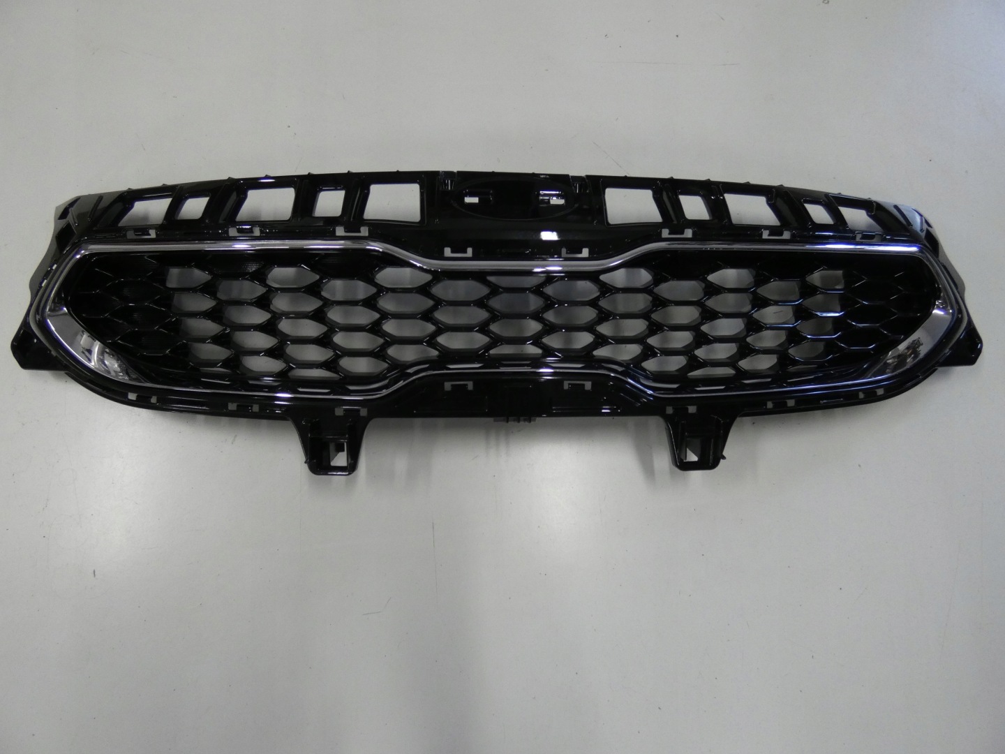 Kia Ceed CD Kühlergrill FRONTGRILL Kühlergitter - Thumbnail 1