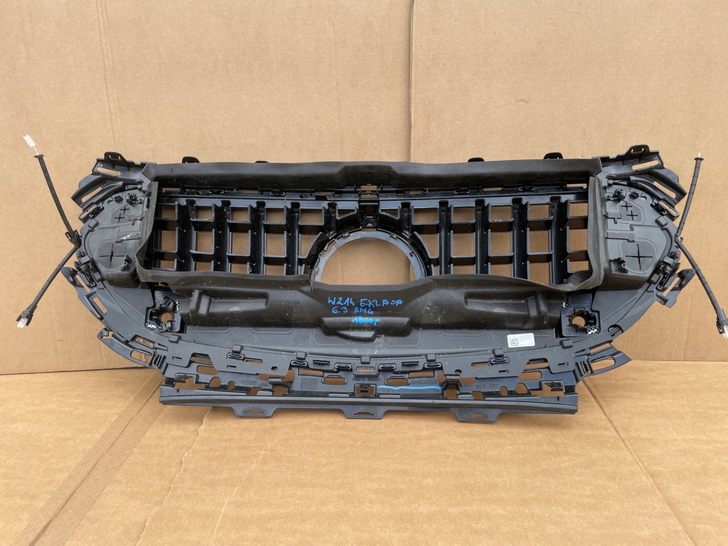 Mercedes-Benz E-Klasse W214 Kühlergrill FRONTGRILL Kühlergitter A2148806502 - Thumbnail 9