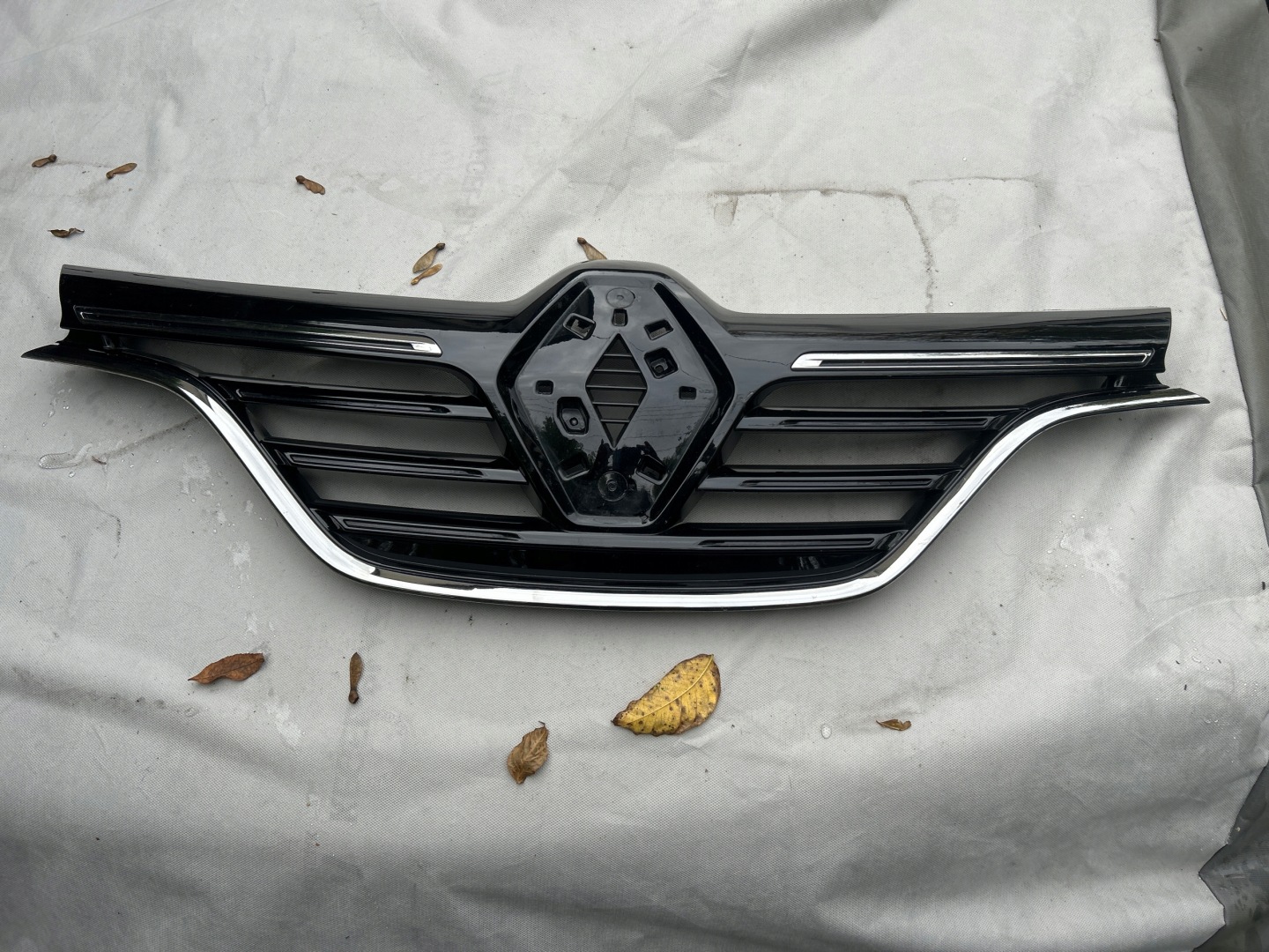 Renault MĂ©gane I BA.. Kühlergrill FRONTGRILL Kühlergitter 622562805R - Thumbnail 1