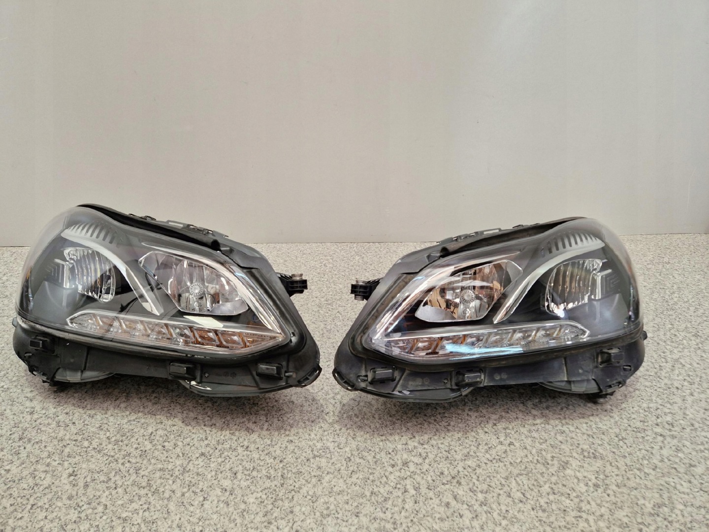 Frontscheinwerfer Mercedes-Benz E-Klasse W212 A2128205039 LED Links Headlight - Thumbnail 1