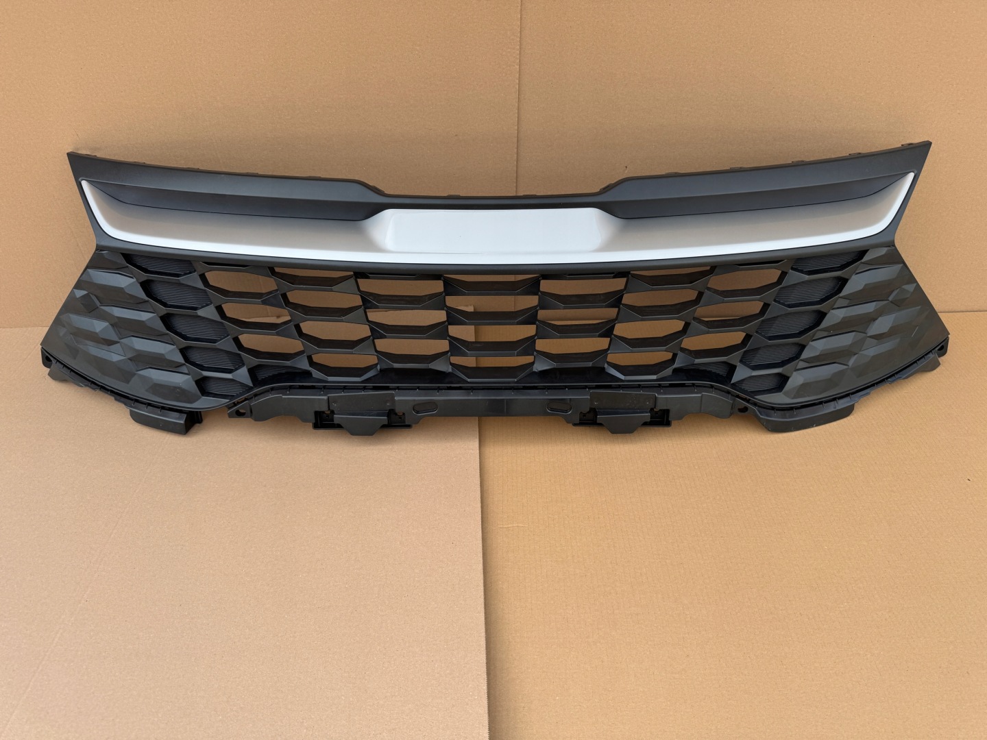 Kia Sportage NQ5 Kühlergrill FRONTGRILL Kühlergitter - Thumbnail 1
