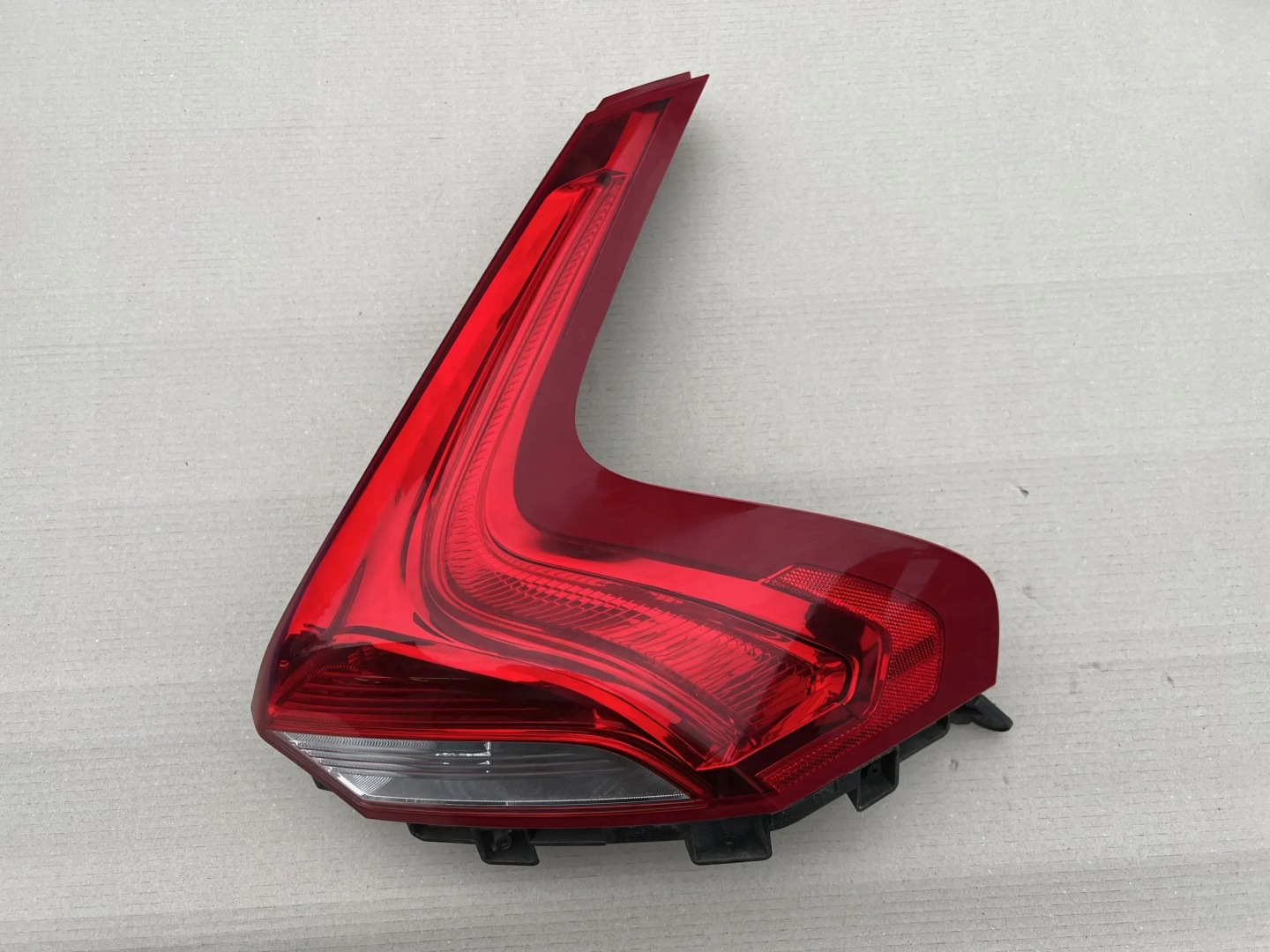 Volvo S40/S50/V40/V50 V40 Rückleuchte 31395845 Rearlamp - Thumbnail 1