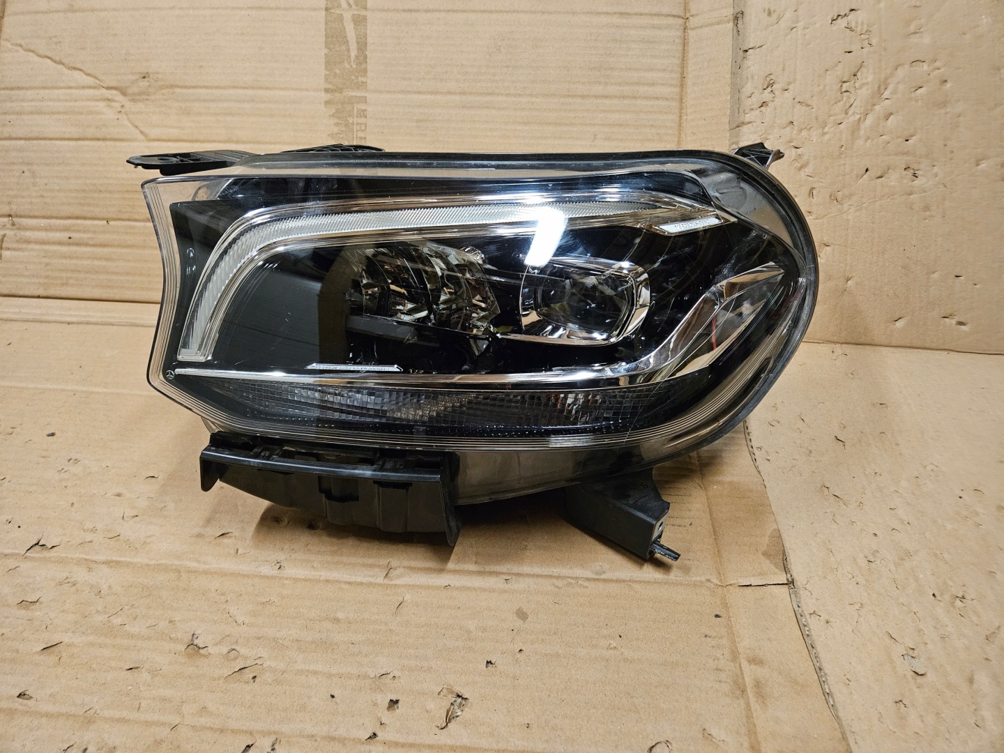 Frontscheinwerfer Mercedes-Benz X-Klasse W470 A4709060800 LED Links Headlight - Thumbnail 1