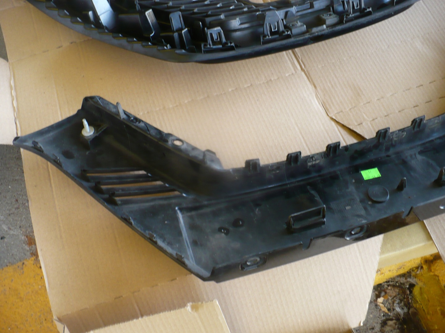 Nissan Qashqai J11 Kühlergrill FRONTGRILL Kühlergitter 623124EA0D - Thumbnail 9