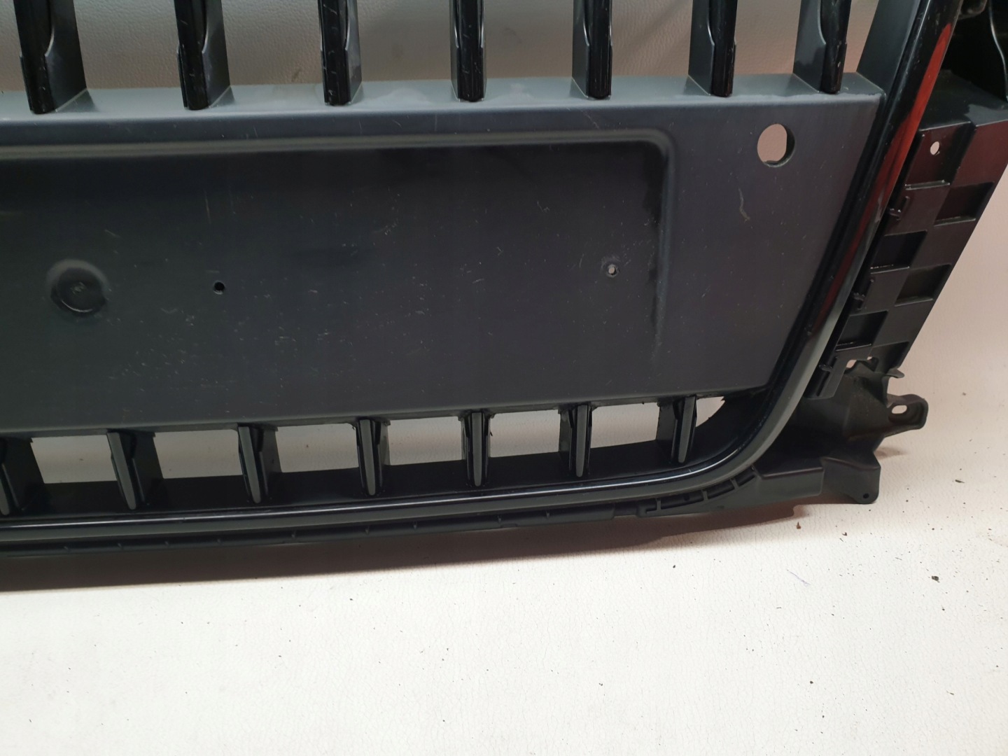 Audi Q3 Kühlergrill FRONTGRILL Kühlergitter 8U0853653AA - Thumbnail 7