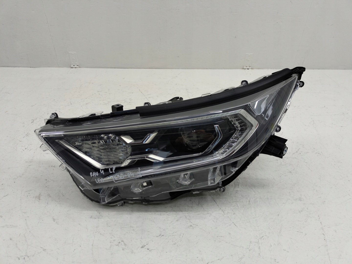 Frontscheinwerfer Toyota RAV4 XA5 8118542E50R LED Links Scheinwerfer Headlight - Thumbnail 1