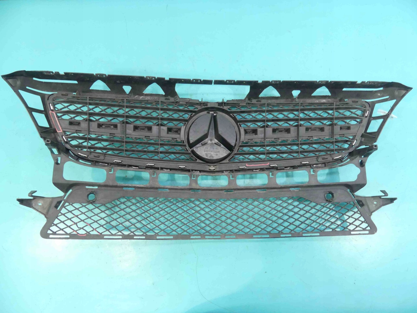 Mercedes-Benz CLS C218 Kühlergrill FRONTGRILL Kühlergitter A2188880023 - Thumbnail 8