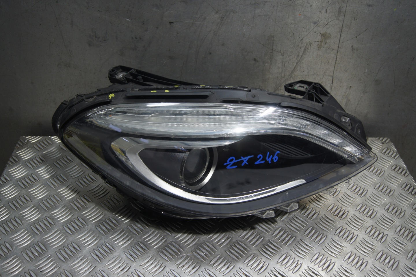 Frontscheinwerfer Mercedes-Benz B-Klasse W246 A2468201661 LED Rechts Headlight - Thumbnail 1