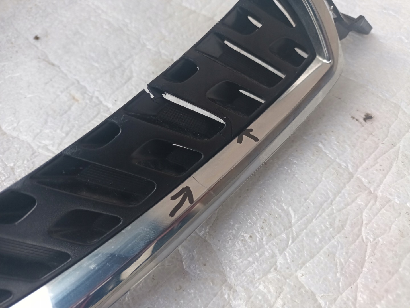 Suzuki Ignis I FH Kühlergrill FRONTGRILL Kühlergitter 7211162R1 - Thumbnail 6