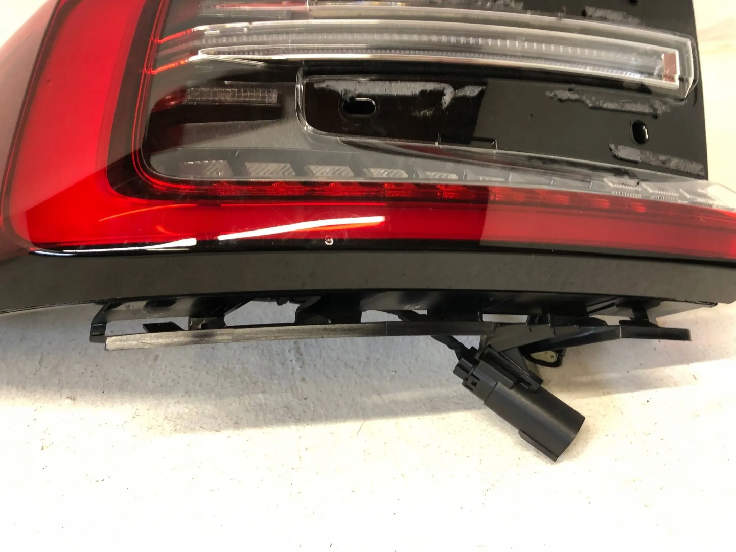 Volvo C40 Rückleuchte 32365666 Rearlamp - Thumbnail 7