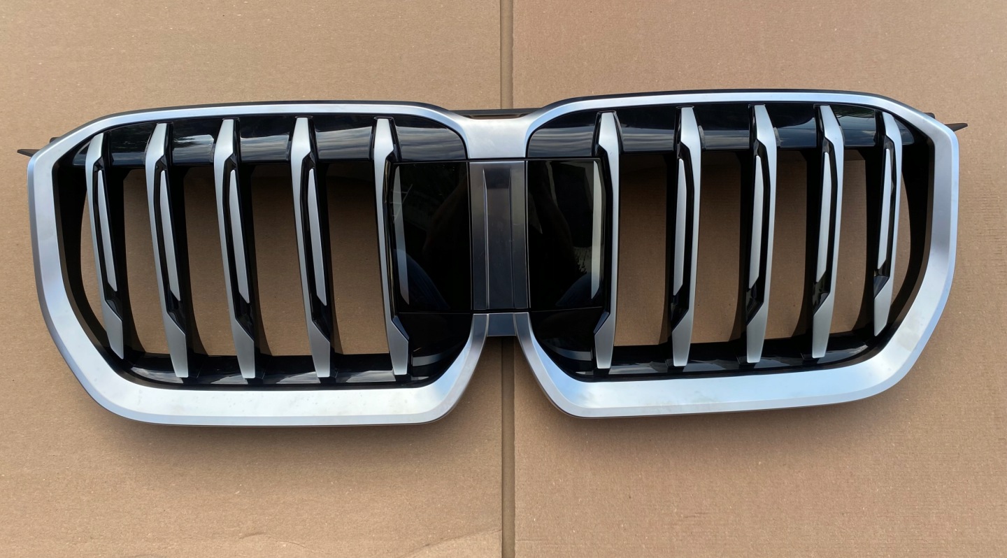 BMW X1 U11 Kühlergrill FRONTGRILL Kühlergitter 9880301 - Thumbnail 1