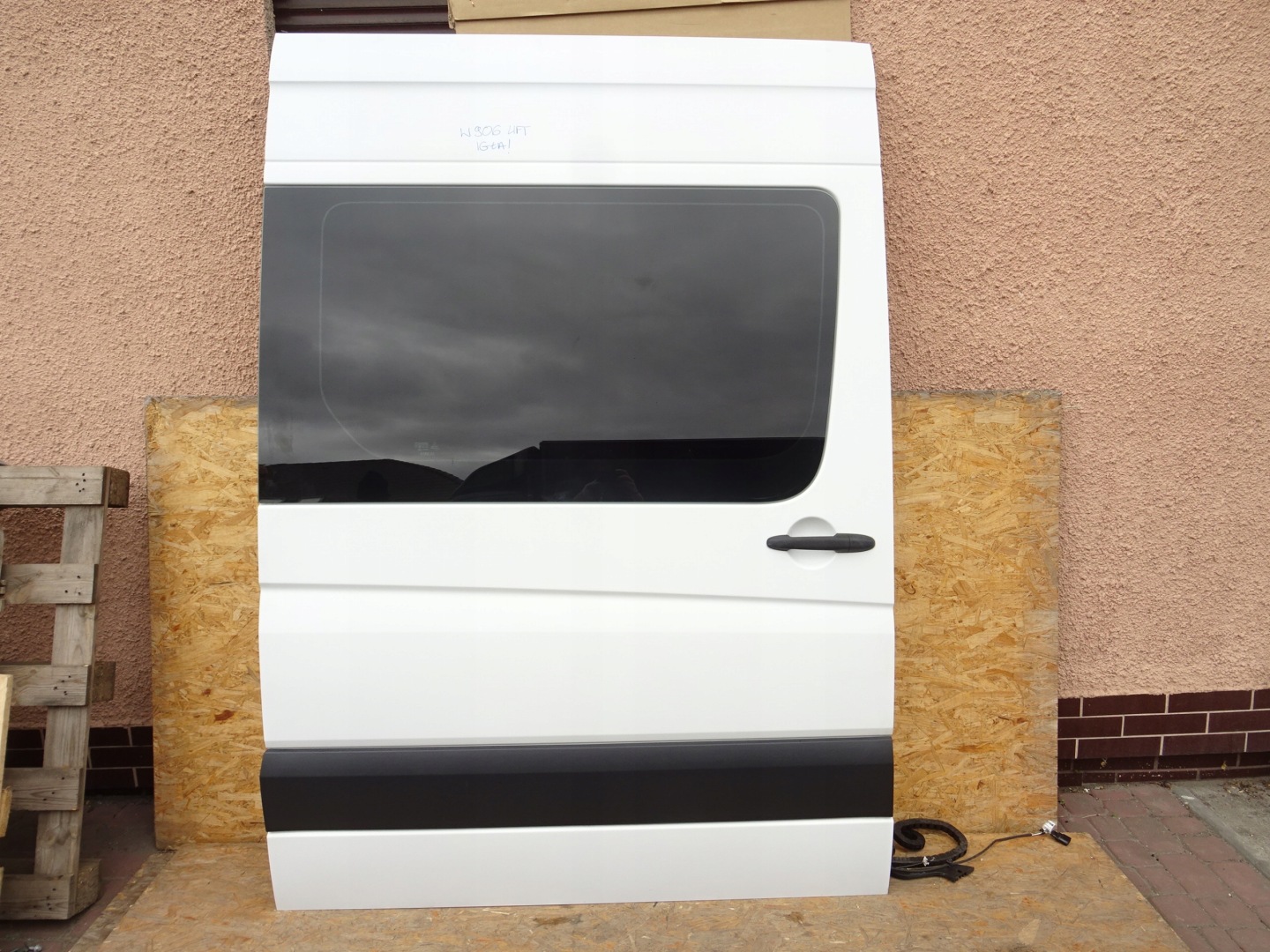 Mercedes-Benz Sprinter W910 Tür Hinten Rechts Door Porta Porte - Thumbnail 1