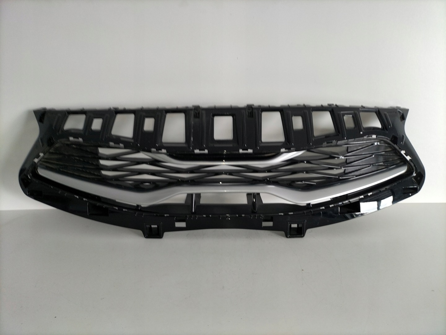 Kia Ceed CD Kühlergrill FRONTGRILL Kühlergitter - Thumbnail 1