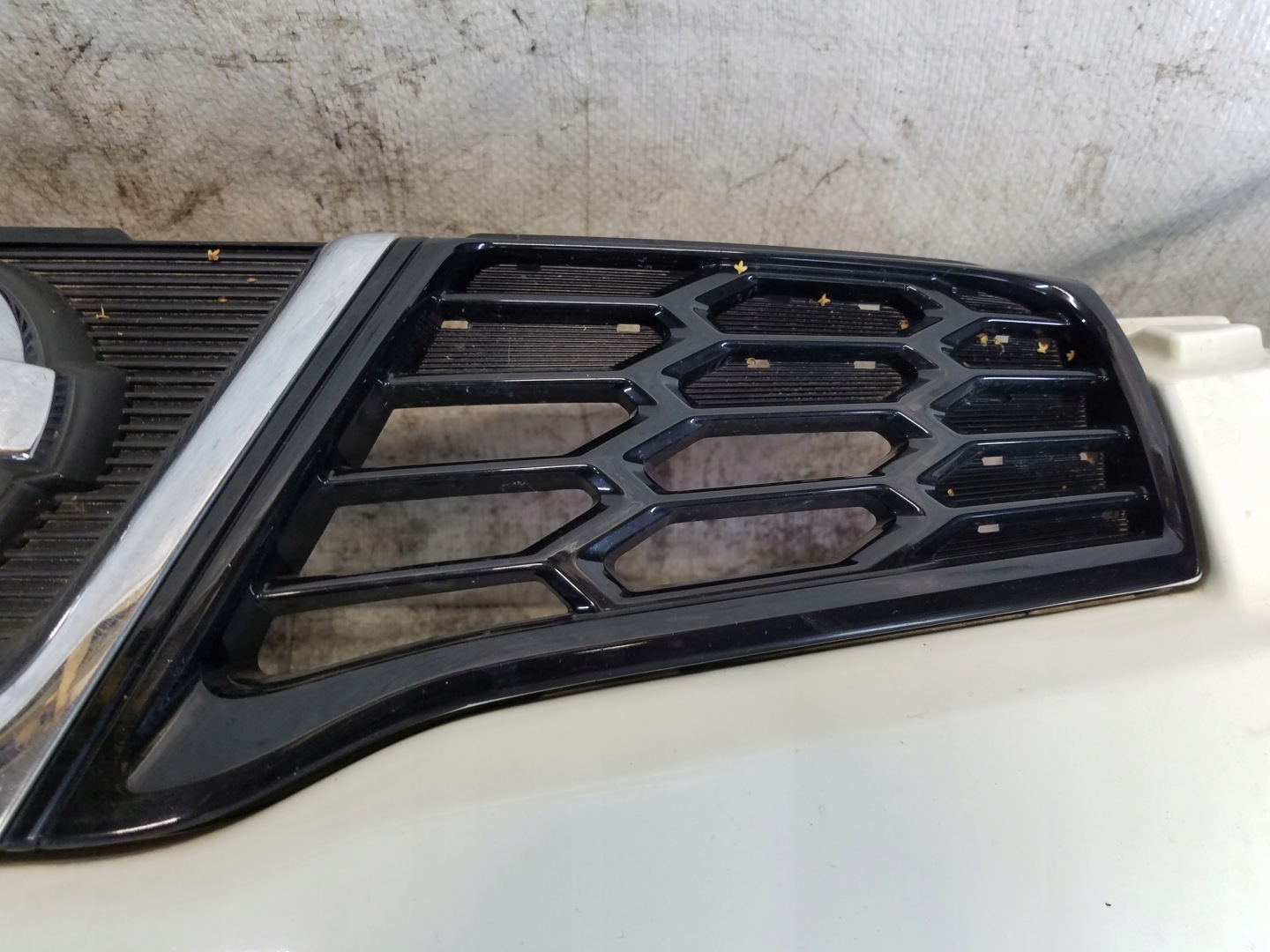 Nissan Qashqai J10 Kühlergrill FRONTGRILL Kühlergitter TRAPAGRIL - Thumbnail 4