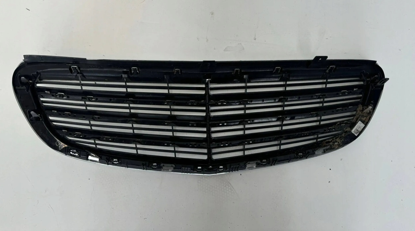 Mercedes-Benz C-Klasse W205 Kühlergrill FRONTGRILL Kühlergitter A2058806606 - Thumbnail 7